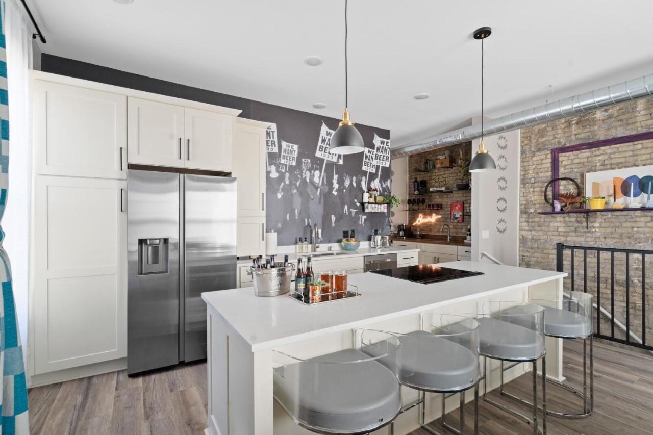 The Bentley Condotel, Heart Of Walkers Point With Garage, Yard Milwaukee Exteriör bild